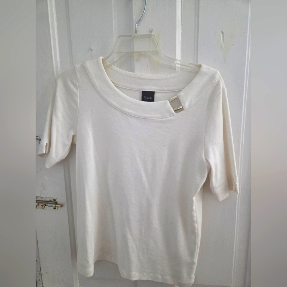 #037 Rafaella Elegant White Scoop Neck Top with Detailing Size M